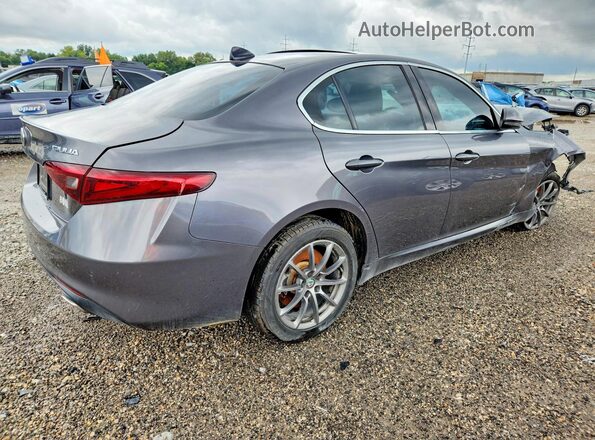 ZARFAEDNXJ7563985 2018 ALFA ROMEO GIULIA Gray Front right