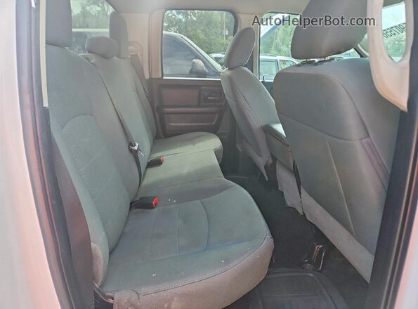 1C6RR7FTXJS233453 2018 RAM 1500 White Rear interior view