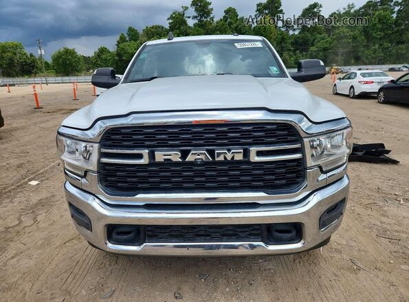 3C6UR5HJ7NG117022 2022 RAM 2500 Белый Вид сзади
