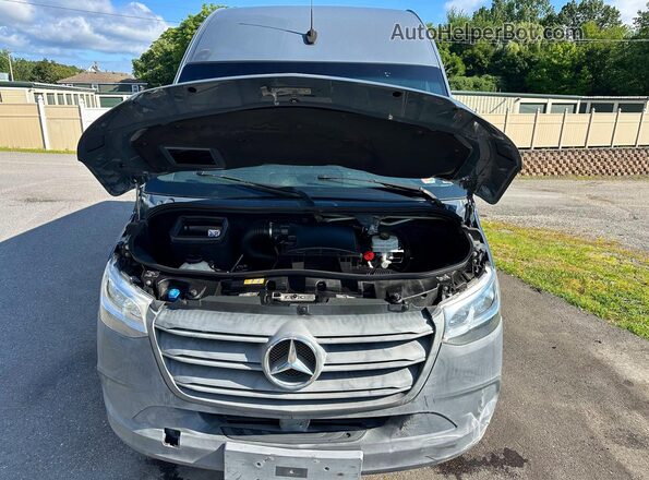 WD4PF1CDXKP134242 2019 MERCEDES-BENZ SPRINTER Gray Widok wnętrza z przodu