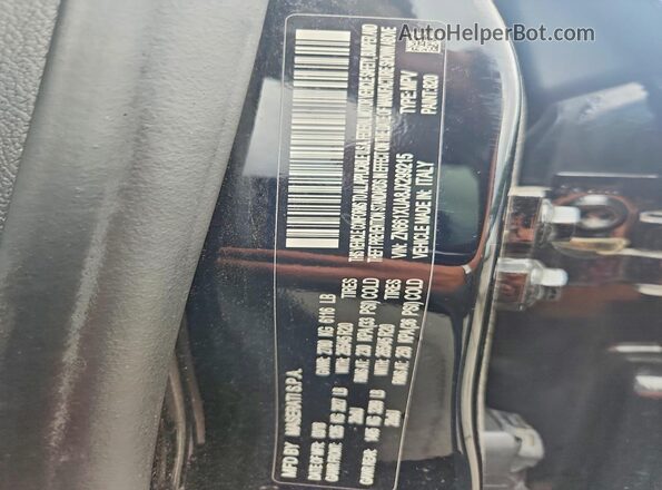 ZN661XUA8JX299215 2018 MASERATI LEVANTE Black 360 interior view