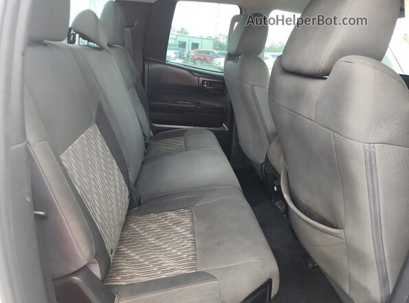 5TFRM5F15JX134035 2018 TOYOTA TUNDRA White Вид задньої частини салону
