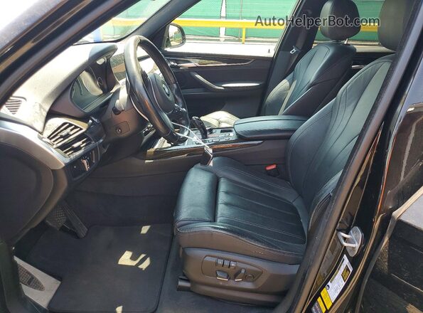 5UXKT0C59J0W00068 2018 BMW X5 Black Dashboard view