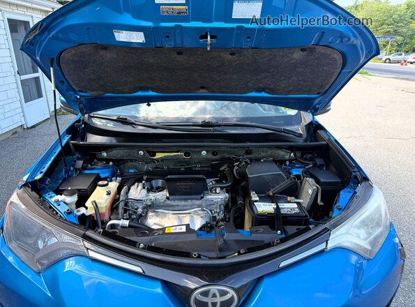 JTMRFREV2HJ168047 2017 TOYOTA RAV4 Blue Առջևի վահանակի տեսք
