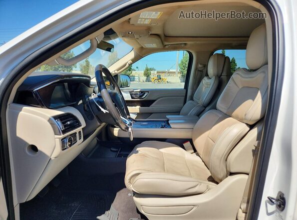 5LMJJ2LT6JEL14283 2018 LINCOLN NAVIGATOR White Առջևի վահանակի տեսք