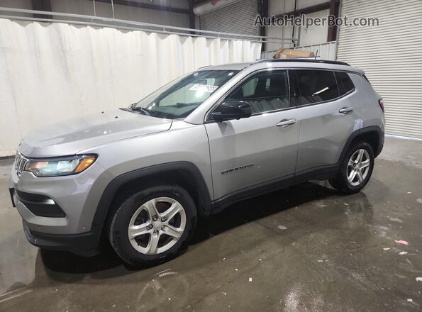 3C4NJDBN9PT564519 2023 JEEP COMPASS Серебряный 