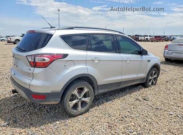 1FMCU9G99HUB53602 2017 FORD ESCAPE Silver Front right