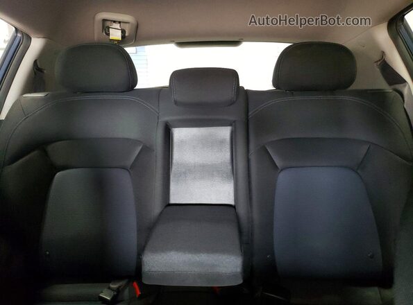 KNDPBCAC2G7810640 2016 KIA SPORTAGE Blue Vista interior trasera