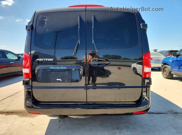 WD4PG2EE9J3407024 2018 MERCEDES-BENZ METRIS Black Սալոնի դիմացի տեսք