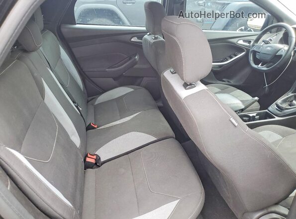 1FADP3L99GL371245 2016 FORD FOCUS Black Вид задньої частини салону