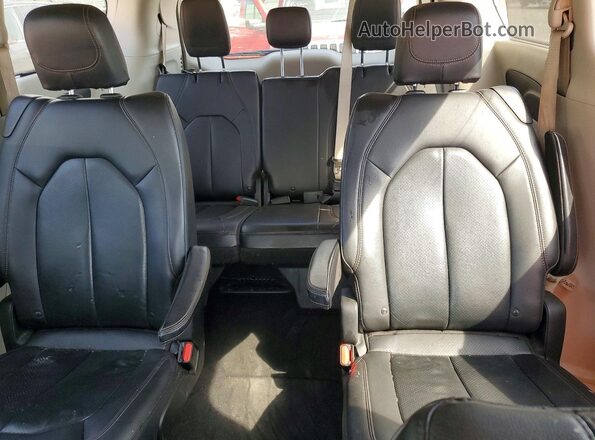 2C4RC1BG5LR279681 2020 CHRYSLER PACIFICA Silver უკანა სალონის ხედი