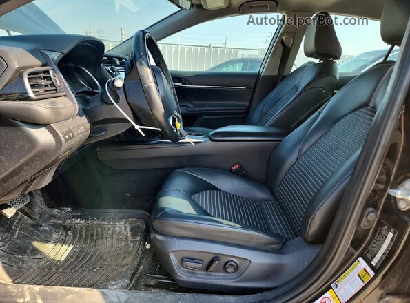 4T1B11HK5KU760711 2019 TOYOTA CAMRY Black Առջևի վահանակի տեսք