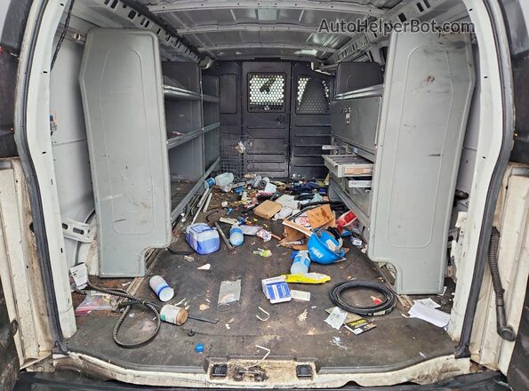 1GTW7AFG0K1348359 2019 GMC SAVANA White Rear interior view