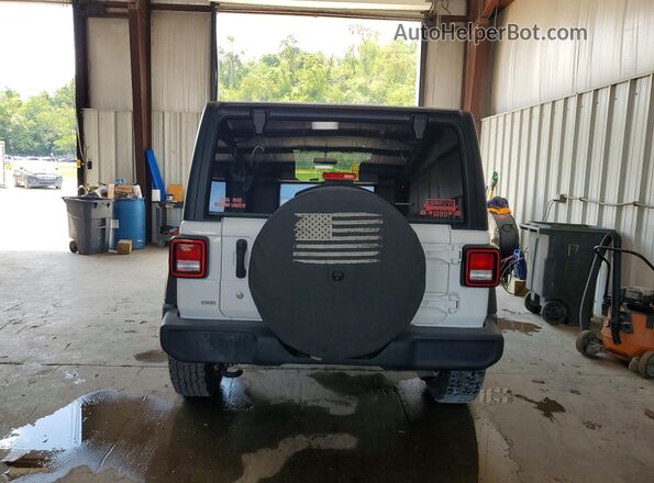 1C4HJXDG4JW122892 2018 JEEP WRANGLER White Front interior view