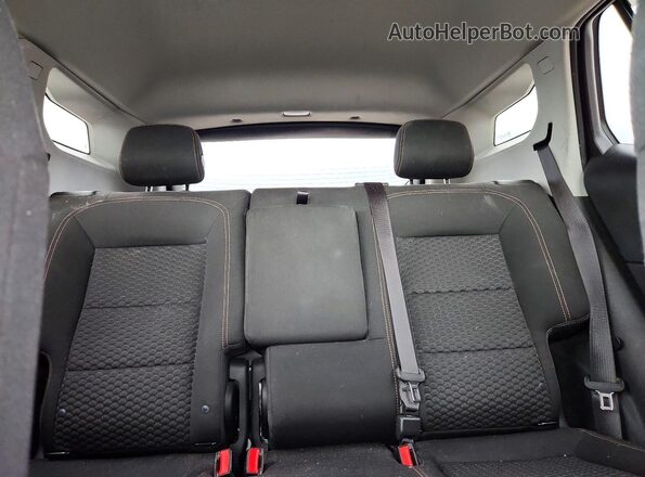 3GKALMEV9JL401983 2018 GMC TERRAIN Белый Вид задней части салона