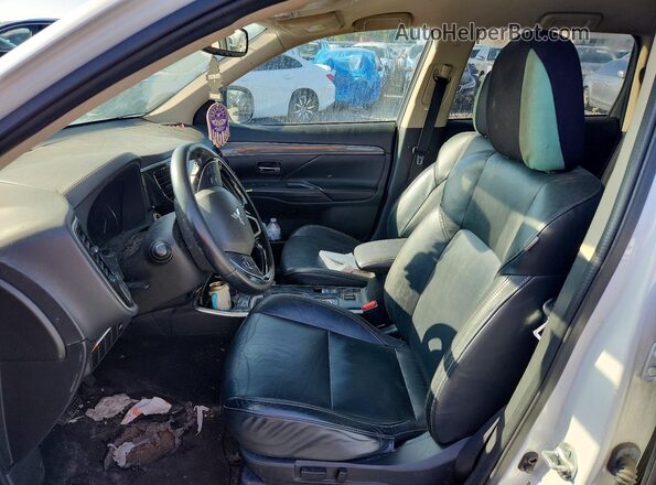 JA4AZ3A37KZ036300 2019 MITSUBISHI OUTLANDER White წინა პანელის ხედი