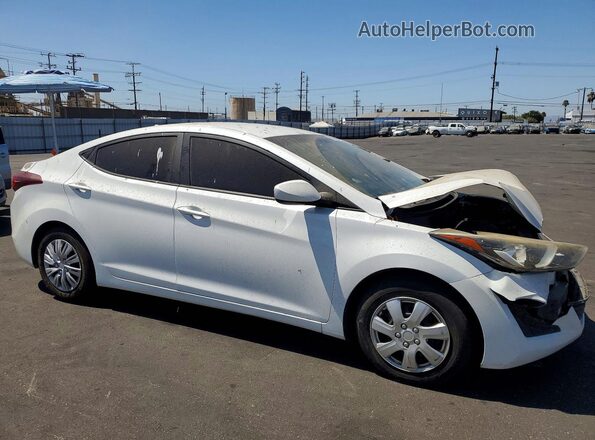 5NPDH4AE9GH772022 2016 HYUNDAI ELANTRA Белый Вид спереди