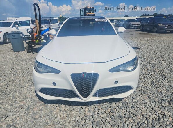 ZARFAEBN2J7590021 2018 ALFA ROMEO GIULIA White Вид ззаду