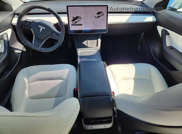5YJ3E1EA9MF873291 2021 TESLA MODEL White Instrument cluster view