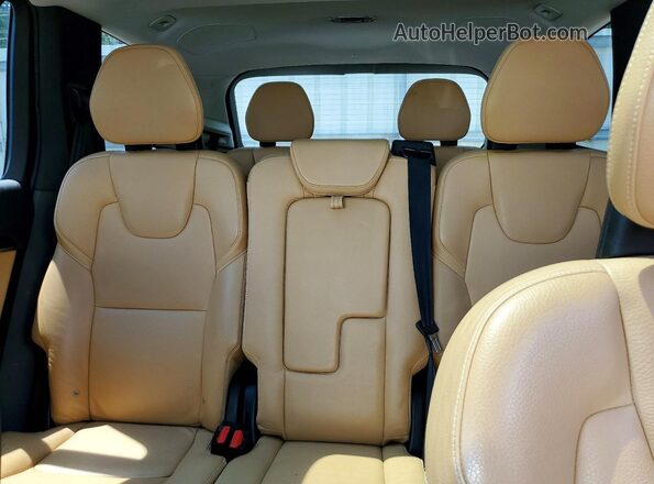 YV4A22PK9G1065903 2016 VOLVO XC90 White Vista interior trasera