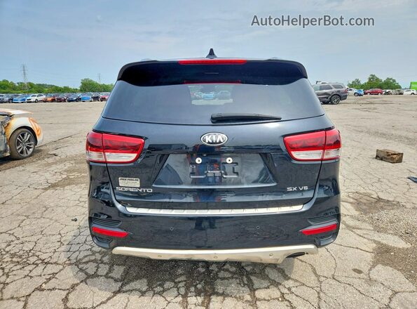 5XYPKDA57JG406511 2018 KIA SORENTO Черный Вид салона спереди