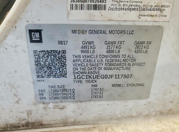 1GC1KUEG0JF117507 2018 CHEVROLET SILVERADO White Вид наклейки з VIN-кодом
