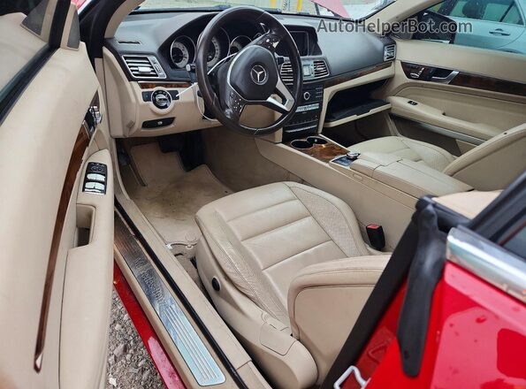 WDDKJ6FB0GF323799 2016 MERCEDES-BENZ E Red Vista del cuadro de instrumentos