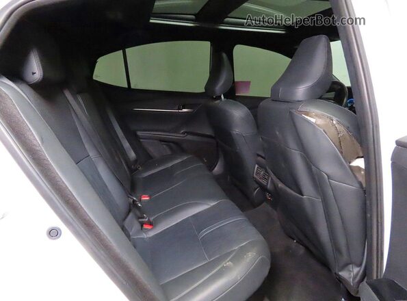 4T1DBADK9SU006898 2025 TOYOTA CAMRY White წინა სალონის ხედი