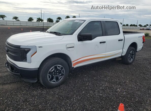 1FT6W1EV0PWG32426 2023 FORD F-150 LIGHTNING Белый Задняя левая четверть