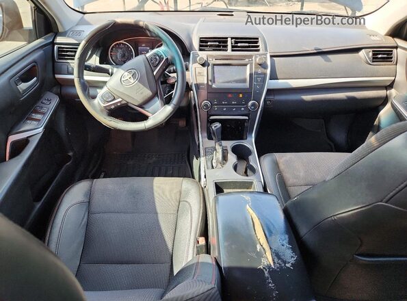 4T1BF1FK8HU283902 2017 TOYOTA CAMRY Black Սարքավորումների վահանակի տեսք