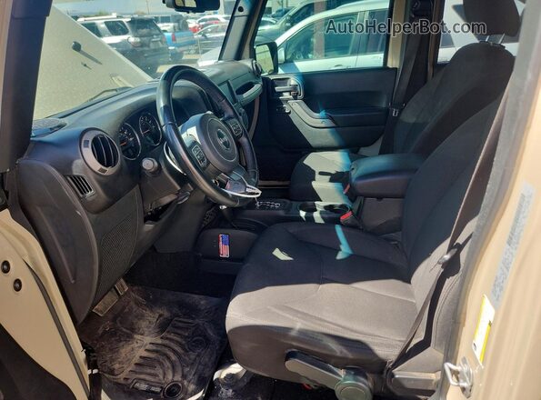 1C4BJWDG9HL686324 2017 JEEP WRANGLER Tan წინა პანელის ხედი