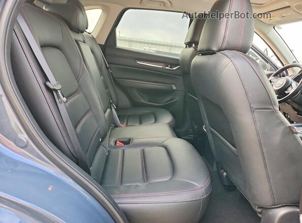 JM3KFBCM2S0700680 2025 MAZDA CX-5 Gray Вид задньої частини салону