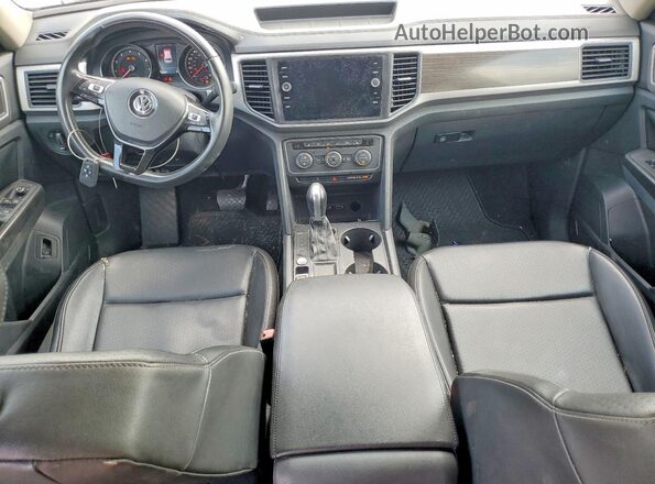 1V2DP2CA0JC600402 2018 VOLKSWAGEN ATLAS White Vista del cuadro de instrumentos
