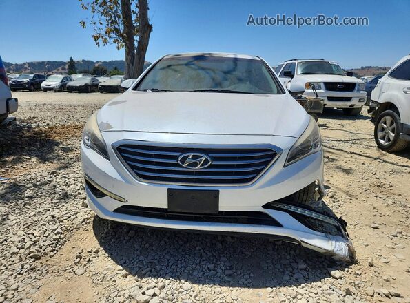 5NPE24AF6GH309995 2016 HYUNDAI SONATA White Widok z tyłu