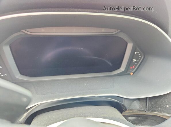 WA1DECF35R1034202 2024 AUDI Q3 White Widok tylnych siedzeń