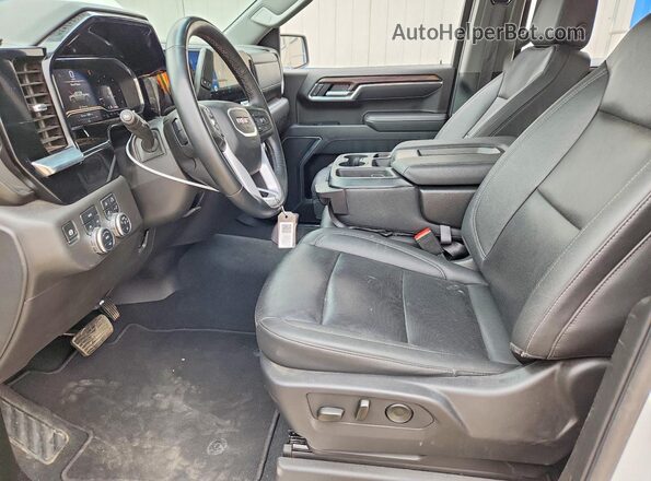 3GTUUDED9SG304533 2025 GMC SIERRA White Dashboard view