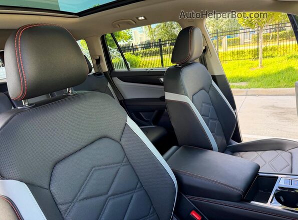1V2CR2CA2SC573114 2025 VOLKSWAGEN ATLAS Черный Вид сзади
