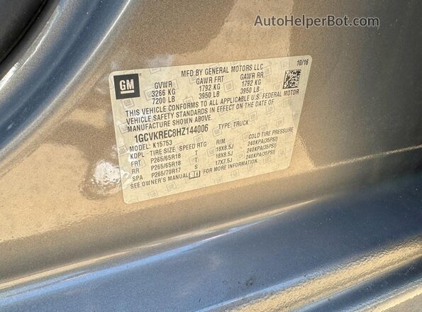 1GCVKREC8HZ144006 2017 CHEVROLET SILVERADO Серый Вид задней части салона