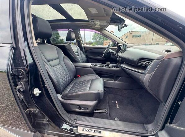 JN8BT3DDXPW306777 2023 NISSAN ROGUE Black Widok z tyłu