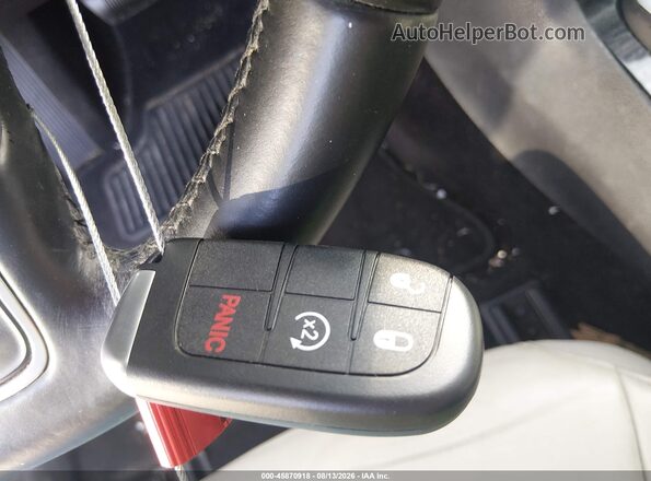 2C3CCAAG0HH596907 2017 CHRYSLER 300 Gray წინა პანელის ხედი