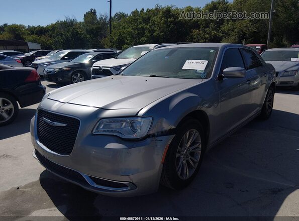 2C3CCAAG0HH596907 2017 CHRYSLER 300 Gray წინა მარცხენა ხედი სამი მეოთხედიდან