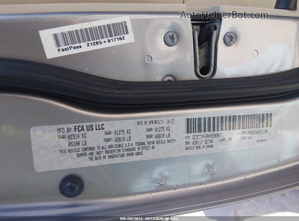 2C3CCAAG0HH596907 2017 CHRYSLER 300 Gray ძრავის განყოფილების ხედი