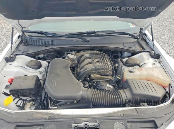 2C3CCAAG0PH664864 2023 CHRYSLER 300 Белый Вид задней части салона