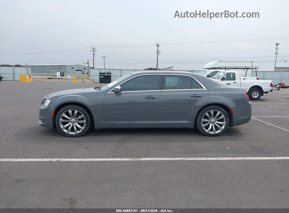 2C3CCAAG1KH590587 2019 CHRYSLER 300 Серый Панорамный вид салона 360°