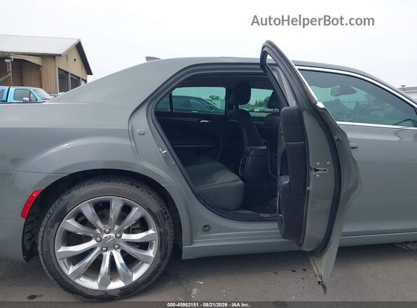 2C3CCAAG1KH590587 2019 CHRYSLER 300 Серый Вид наклейки с VIN-кодом