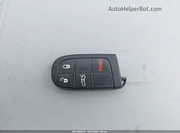 2C3CCAAG1KH590587 2019 CHRYSLER 300 Серый Вид панели приборов