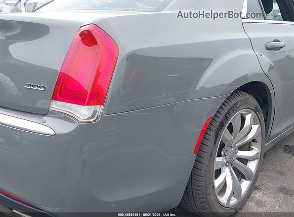 2C3CCAAG1KH590587 2019 CHRYSLER 300 Серый 