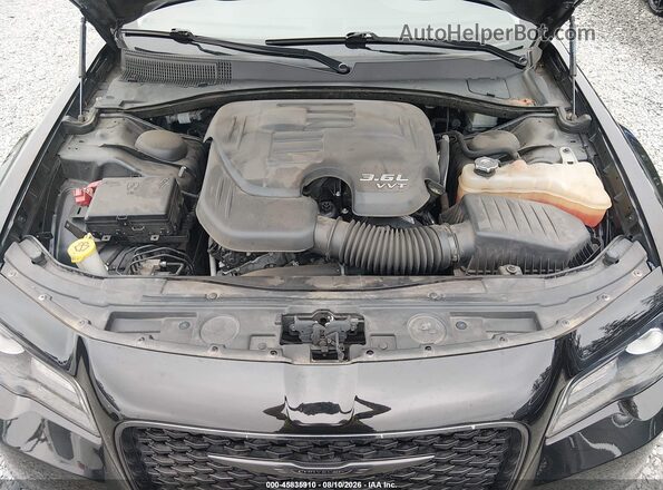 2C3CCAAG1LH160365 2020 CHRYSLER 300 Черный Вид сзади