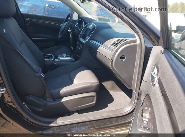 2C3CCAAG1NH236749 2022 CHRYSLER 300 Black Widok wnętrza z przodu
