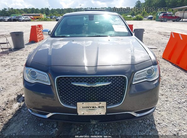 2C3CCAAG2JH294038 2018 CHRYSLER 300 Gray Սարքավորումների վահանակի տեսք